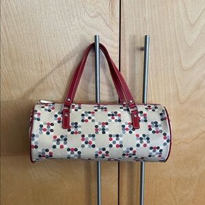 Burberry limited edition brand new bag with coa $1200 retail no flaws